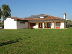 Отель B&B Nelly  Лониго